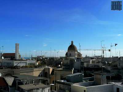 ...e la cupola di Santa Teresa dei Maschi